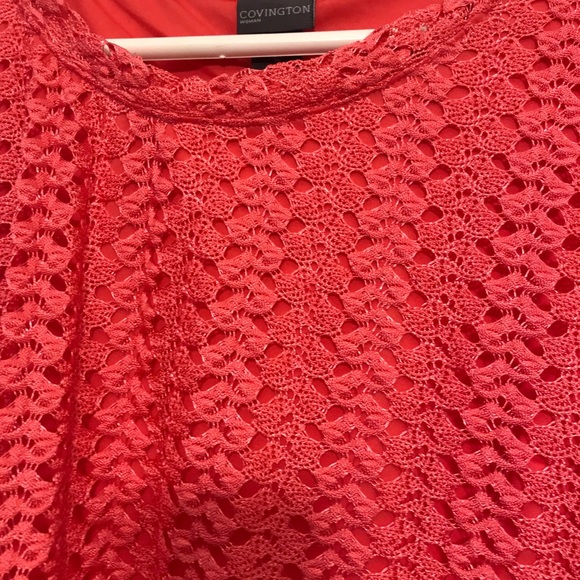 Beautiful Covington Woman coral top! - Picture 2 of 2